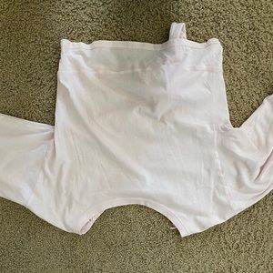 Free people top w cute bow never worn